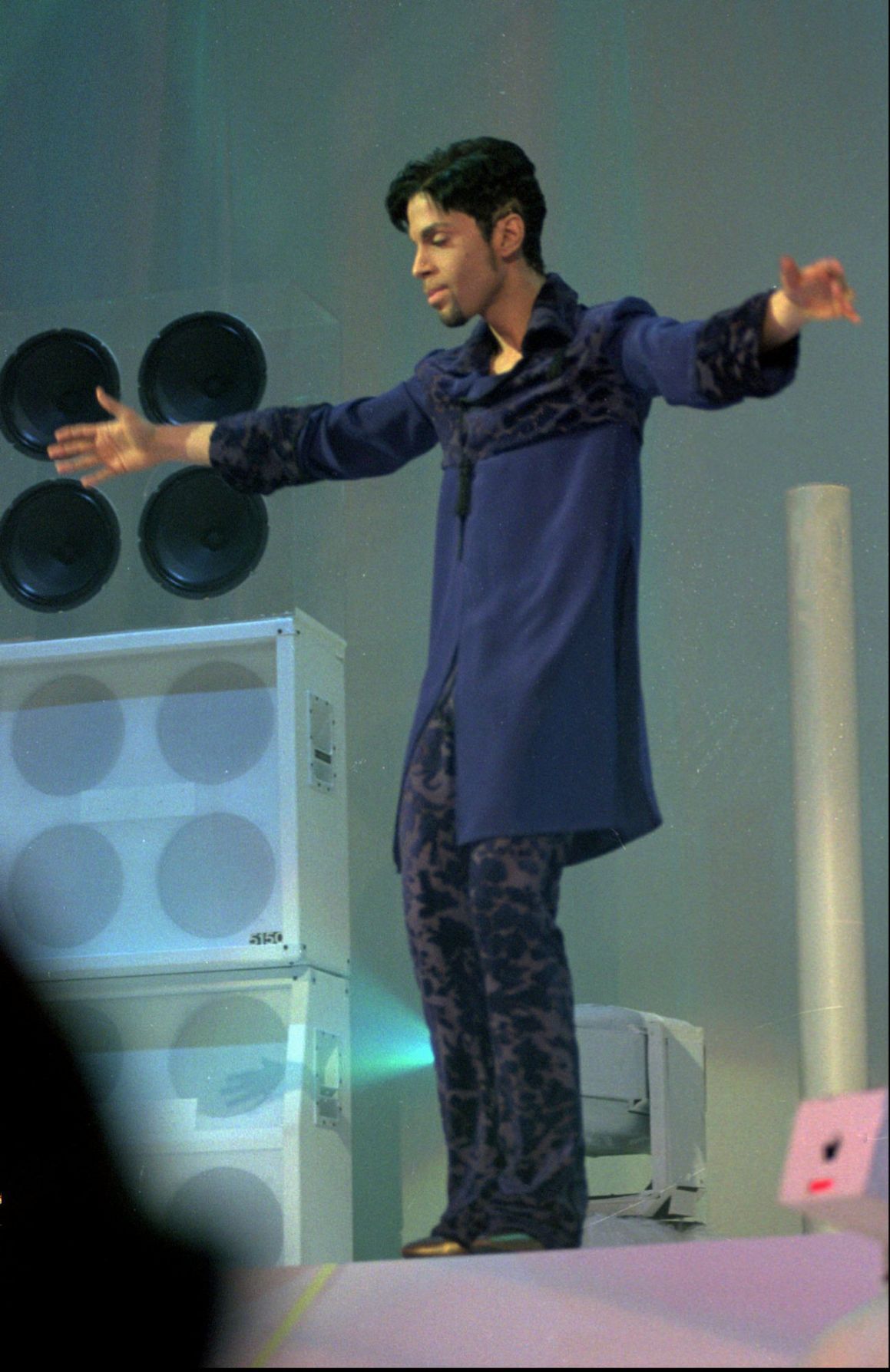 Nov. 12, 1996